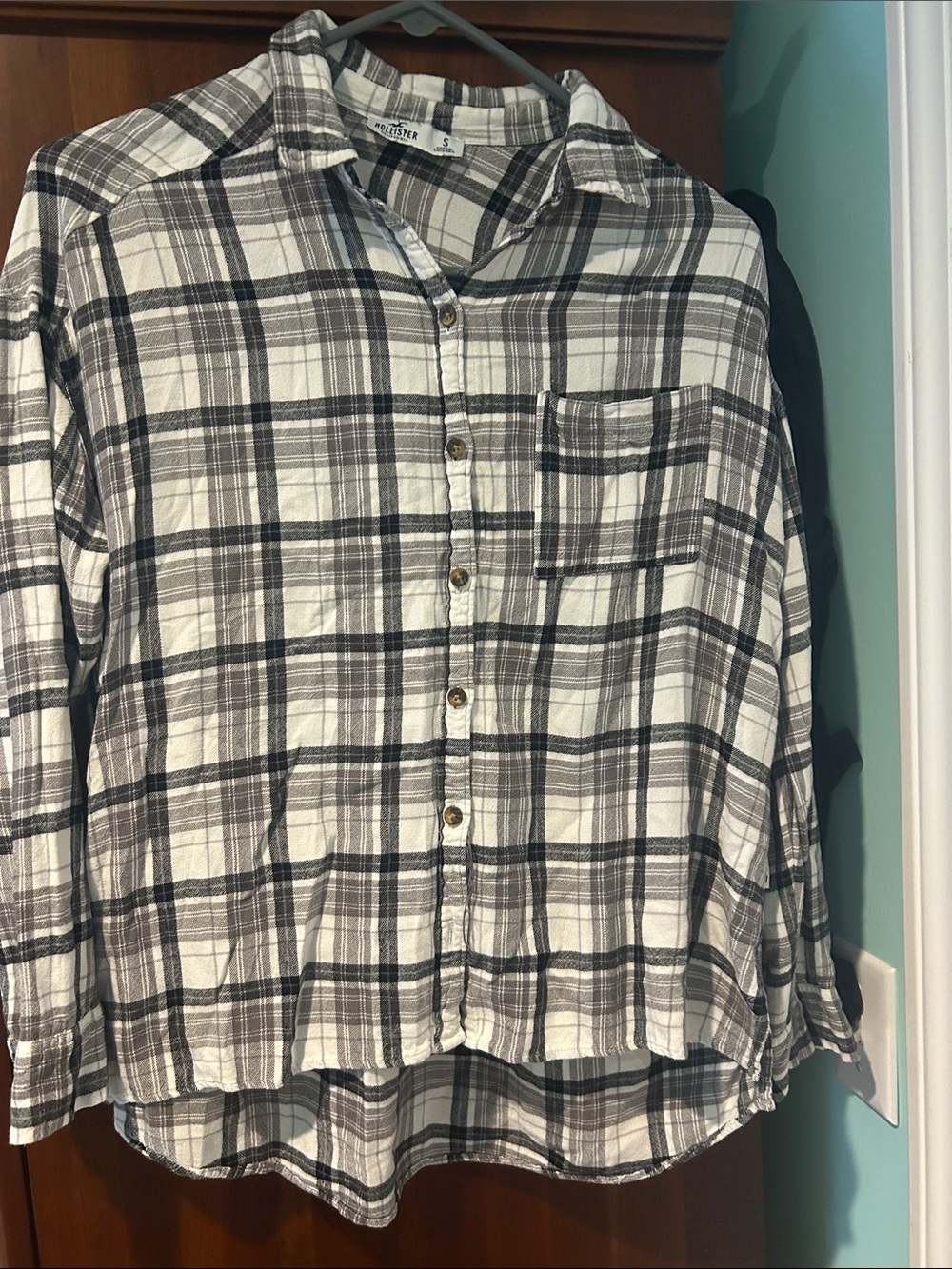 Hollister Black and White Plaid Button-Down Shirt